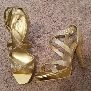 Gold glitter platform heels